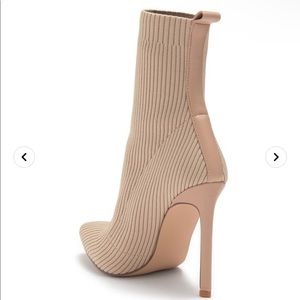 Steve Madden Darra Point Toe Bootie